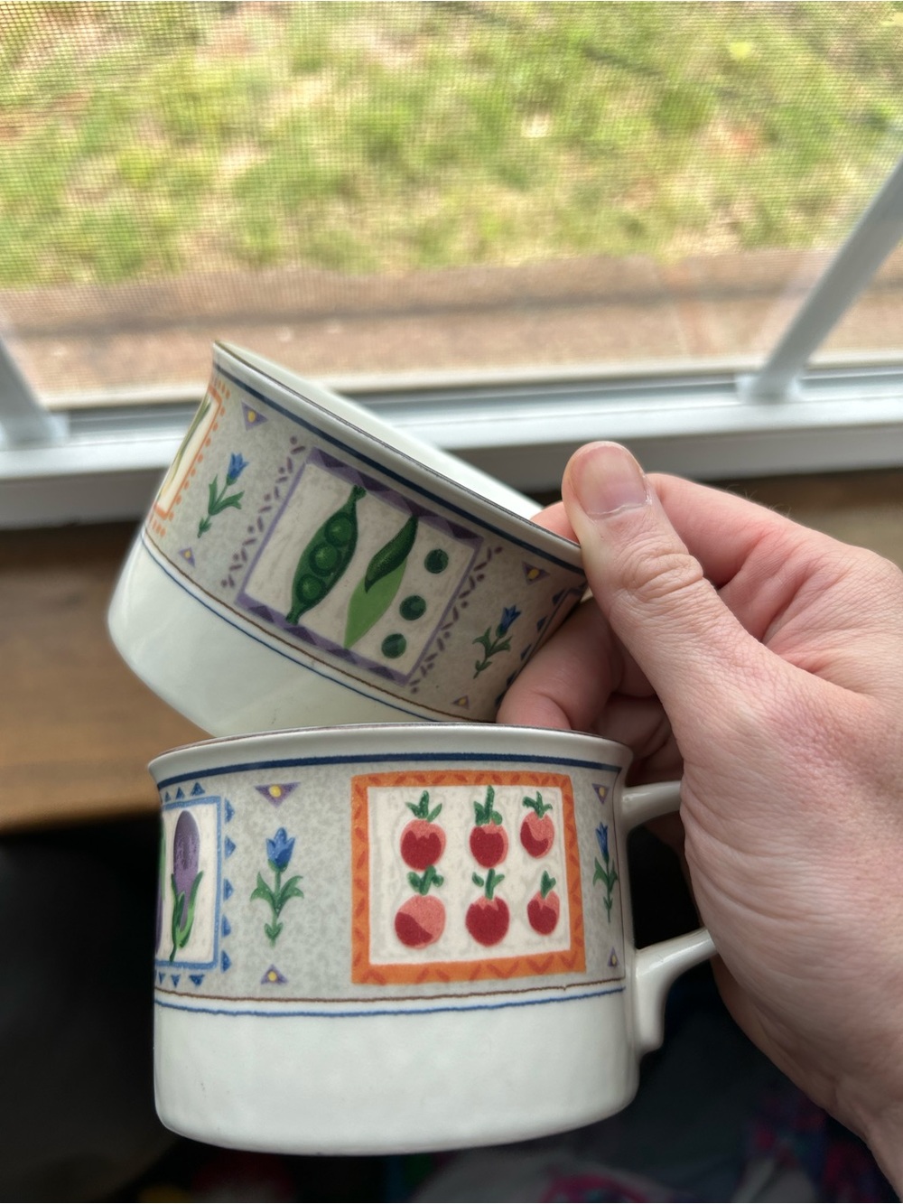 Decorative Vegetable-Pattern Ceramic Teacups - White with Multicolor Accents